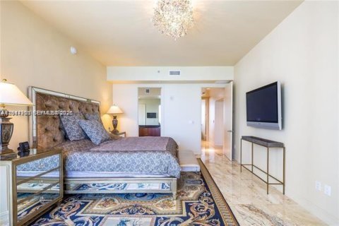 Copropriété à louer à Sunny Isles Beach, Floride: 2 chambres, 216.18 m2 № 2283171 - photo 17