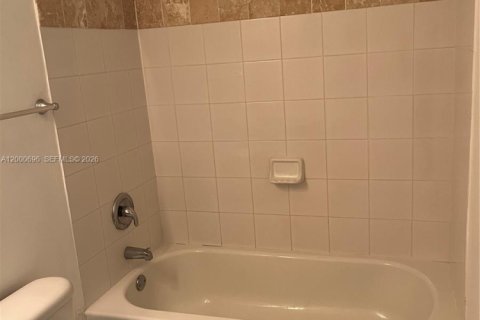 Condominio en venta en Miami, Florida, 2 dormitorios, 95.32 m2 № 2085699 - foto 7