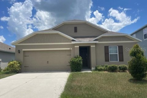 Casa en alquiler en Winter Haven, Florida, 4 dormitorios, 166.11 m2 № 1868834 - foto 1