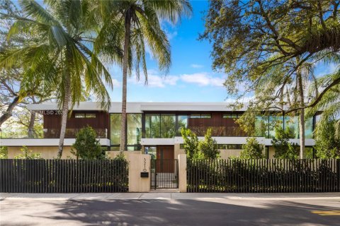 Купить виллу или дом в Майами, Флорида 6 спален, 993.03м2, № 2154833 - фото 24