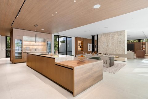 Купить виллу или дом в Майами, Флорида 6 спален, 993.03м2, № 2154833 - фото 3