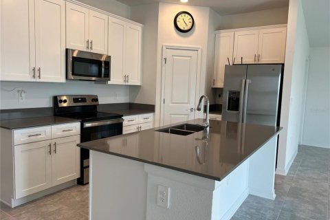 Casa en alquiler en Haines City, Florida, 3 dormitorios, 144.93 m2 № 1798225 - foto 11