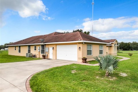 House in Bushnell, Florida 5 bedrooms, 359.25 sq.m. № 1371099 - photo 4