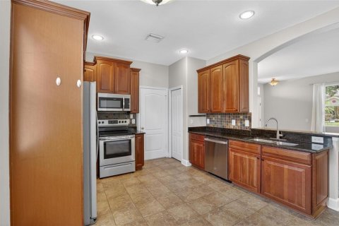 Villa ou maison à vendre à Land O' Lakes, Floride: 4 chambres, 172.8 m2 № 2231669 - photo 7