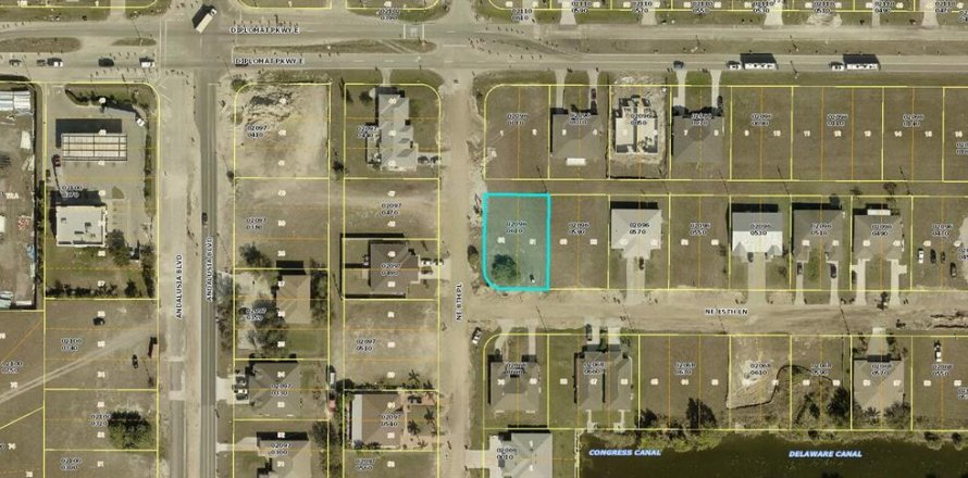 Land in Cape Coral, Florida № 1911225