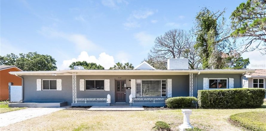 Casa en Saint Petersburg, Florida 3 dormitorios, 188.31 m2 № 1872866