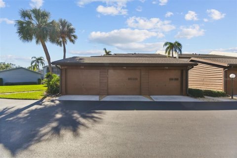 Купить кондоминиум в Брейдентон, Флорида 8 комнат, 102.94м2, № 1903524 - фото 28