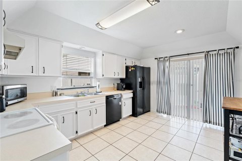 Villa ou maison à vendre à Tampa, Floride: 3 chambres, 166.67 m2 № 2151783 - photo 14