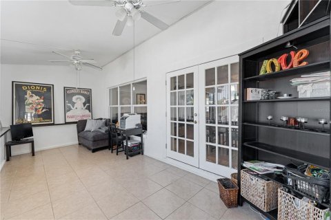 Villa ou maison à vendre à Tampa, Floride: 3 chambres, 166.67 m2 № 2151783 - photo 30