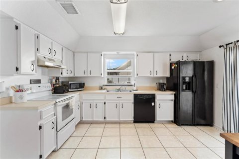 Villa ou maison à vendre à Tampa, Floride: 3 chambres, 166.67 m2 № 2151783 - photo 15