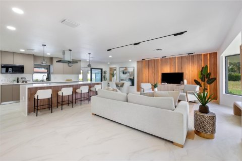 House in Fort Lauderdale, Florida 3 bedrooms, 215.81 sq.m. № 1887736 - photo 1