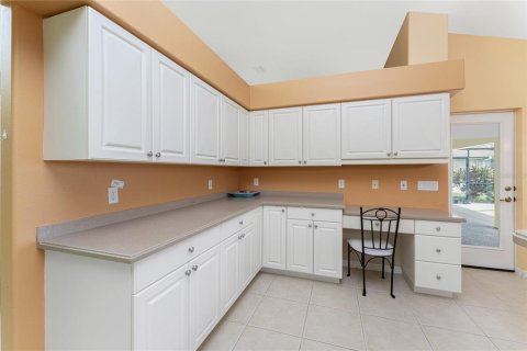 House in Rotonda, Florida 3 bedrooms, 194.35 sq.m. № 1425847 - photo 12