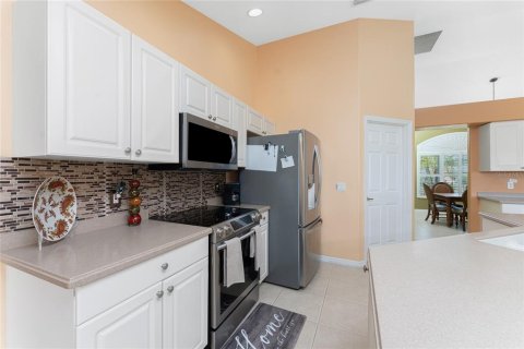 House in Rotonda, Florida 3 bedrooms, 194.35 sq.m. № 1425847 - photo 14