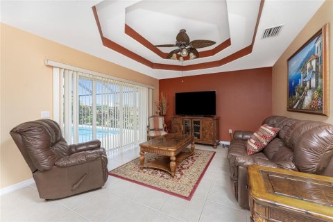 House in Rotonda, Florida 3 bedrooms, 194.35 sq.m. № 1425847 - photo 19
