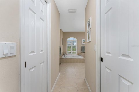 House in Rotonda, Florida 3 bedrooms, 194.35 sq.m. № 1425847 - photo 24