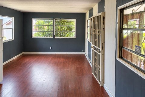 Apartment in Lakeland, Florida 3 bedrooms, 62.43 sq.m. № 2378307 - photo 2