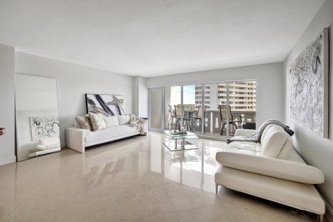 Copropriété à vendre à Fort Lauderdale, Floride: 3 chambres, 200.76 m2 № 2078090 - photo 17