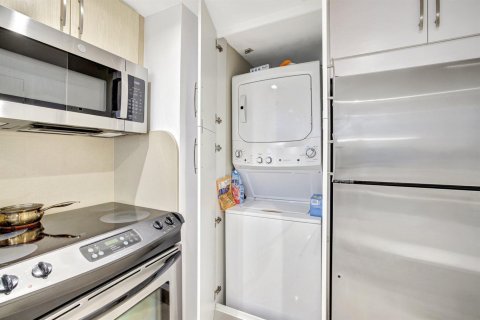 Copropriété à vendre à Fort Lauderdale, Floride: 3 chambres, 200.76 m2 № 2078090 - photo 23