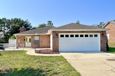 Casa en alquiler en Crestview, Florida, 4 dormitorios, 206.52 m2 № 558585 - foto 1