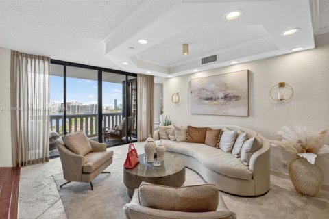 Condo in Aventura, Florida, 2 bedrooms  № 1966317 - photo 3