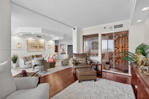 Condo in Aventura, Florida, 2 bedrooms  № 1966317 - photo 19
