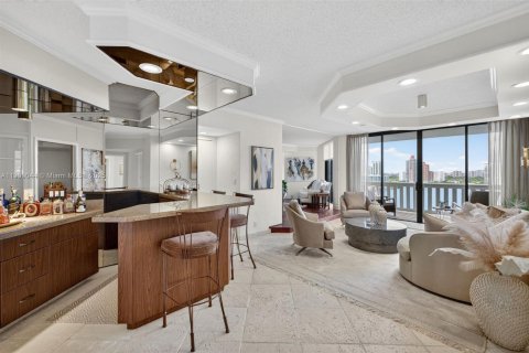 Condo in Aventura, Florida, 2 bedrooms  № 1966317