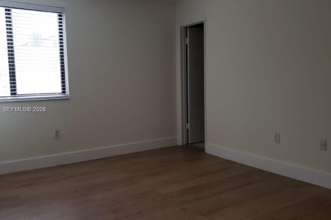 Copropriété à louer à Miami, Floride: 3 chambres, 118.45 m2 № 2028209 - photo 9