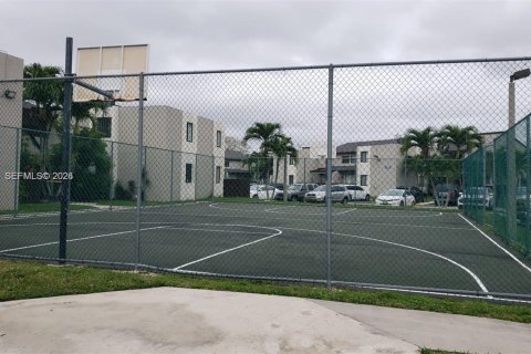 Copropriété à louer à Miami, Floride: 3 chambres, 118.45 m2 № 2028209 - photo 14