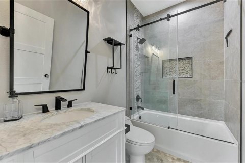 Villa ou maison à louer à Port Charlotte, Floride: 3 chambres, 172.24 m2 № 2096680 - photo 25