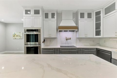 Villa ou maison à louer à Port Charlotte, Floride: 3 chambres, 172.24 m2 № 2096680 - photo 14