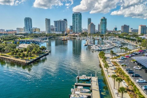 Casa en venta en Saint Petersburg, Florida, 3 dormitorios, 134.34 m2 № 1650470 - foto 19