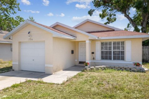 Casa en venta en Saint Petersburg, Florida, 3 dormitorios, 134.34 m2 № 1650470 - foto 1