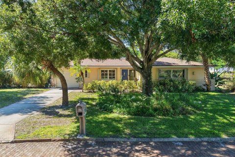 Villa ou maison à louer à Gulfport, Floride: 2 chambres, 103.4 m2 № 2432680 - photo 3