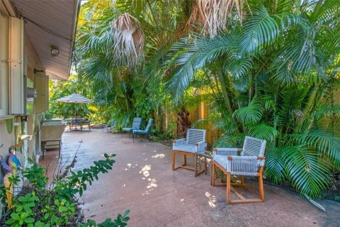 Villa ou maison à louer à Gulfport, Floride: 2 chambres, 103.4 m2 № 2432680 - photo 22
