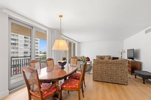 Condominio en venta en Boca Raton, Florida, 2 dormitorios, 120.77 m2 № 2146257 - foto 4