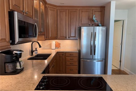 Condominio en alquiler en Saint Petersburg, Florida, 1 dormitorio, 64.47 m2 № 2093626 - foto 8