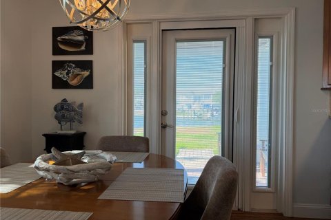 Condominio en alquiler en Saint Petersburg, Florida, 1 dormitorio, 64.47 m2 № 2093626 - foto 7