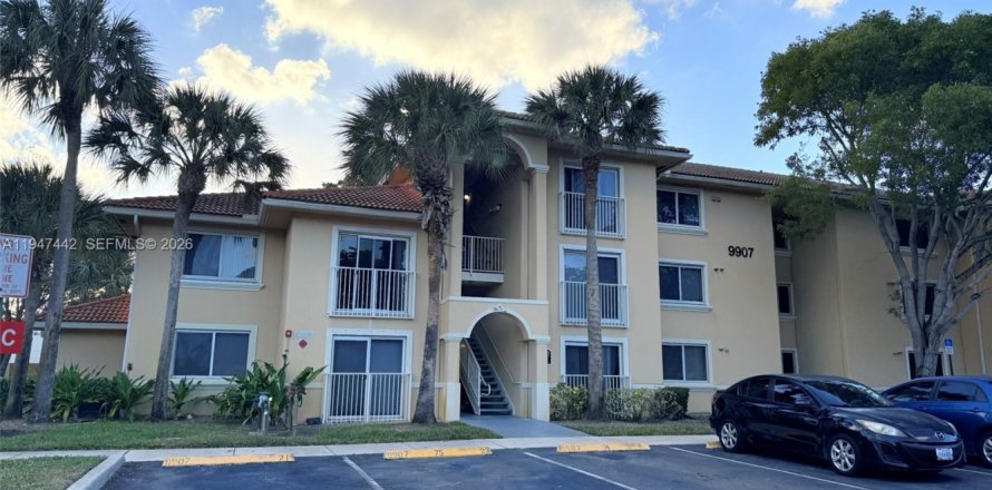 Condo in Tamarac, Florida, 1 bedroom  № 2003386