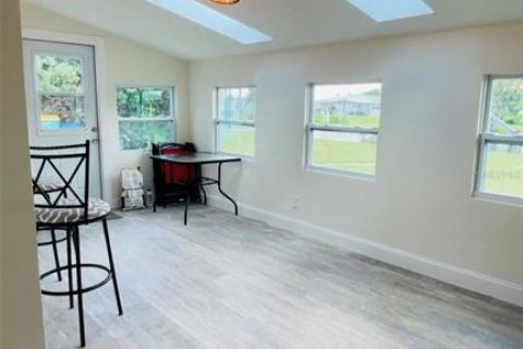 House in Port Charlotte, Florida 3 bedrooms, 153.29 sq.m. № 1871258 - photo 19