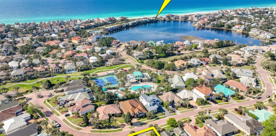 House in Destin, Florida 4 bedrooms, 193.89 sq.m. № 559534
