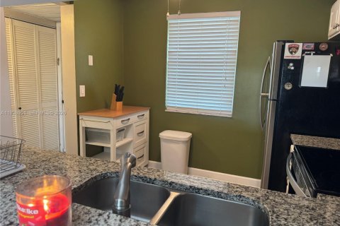 Condominio en venta en Margate, Florida, 2 dormitorios, 75.72 m2 № 1996729 - foto 29