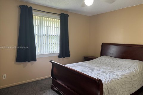 Condominio en venta en Margate, Florida, 2 dormitorios, 75.72 m2 № 1996729 - foto 15