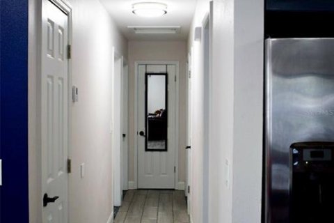 Casa en venta en Tampa, Florida, 3 dormitorios, 95.88 m2 № 1855420 - foto 9