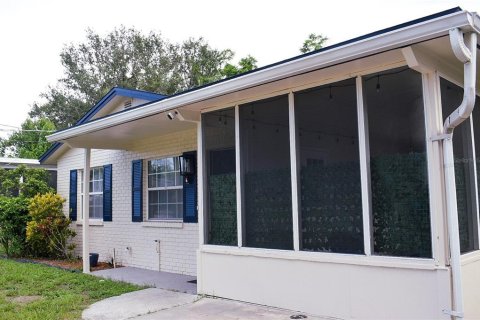Casa en venta en Tampa, Florida, 3 dormitorios, 95.88 m2 № 1855420 - foto 3