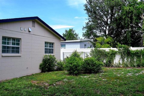 Casa en venta en Tampa, Florida, 3 dormitorios, 95.88 m2 № 1855420 - foto 23