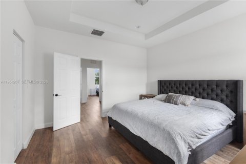 Townhouse in Hialeah, Florida 3 bedrooms, 138.05 sq.m. № 2030430 - photo 21