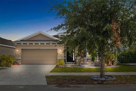 Casa en Wimauma, Florida 4 dormitorios, 192.21 m2 № 2151150