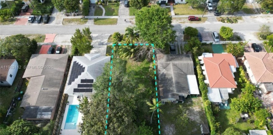 Terrain à Miami, Floride № 2080991