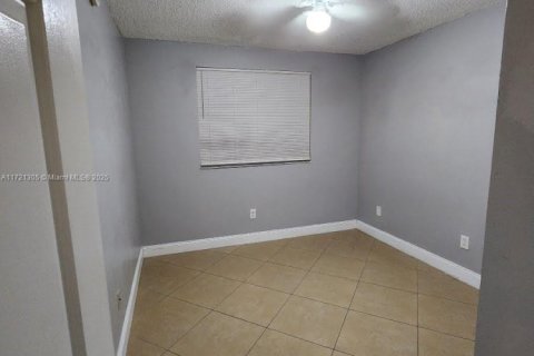 Copropriété à vendre à Davie, Floride: 3 chambres, 122.07 m2 № 1979038 - photo 29