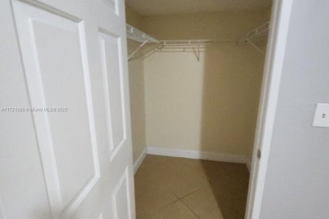 Copropriété à vendre à Davie, Floride: 3 chambres, 122.07 m2 № 1979038 - photo 15